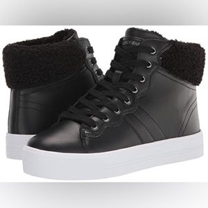 Marc Fisher Dapyr2 hi top sneaker size 8.5